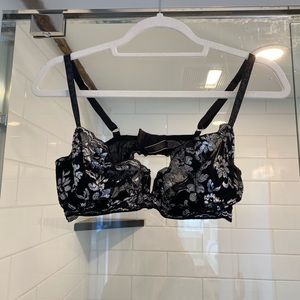 Victoria’s Secret Unlined Bra